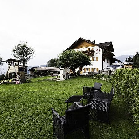 Hoelzlhof Brunico Eksteriør bilde